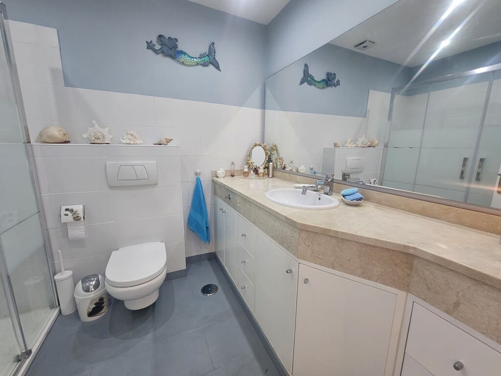 3 soverom Penthouse til salgs i Calahonda med svømmebasseng garasje - € 679 500 (Ref: 9850944)