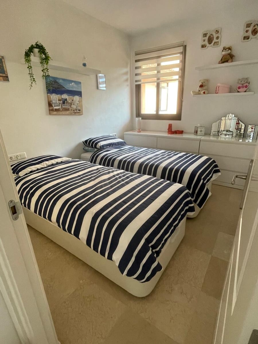 3 soverom Penthouse til salgs i Calahonda med svømmebasseng garasje - € 679 500 (Ref: 9850944)