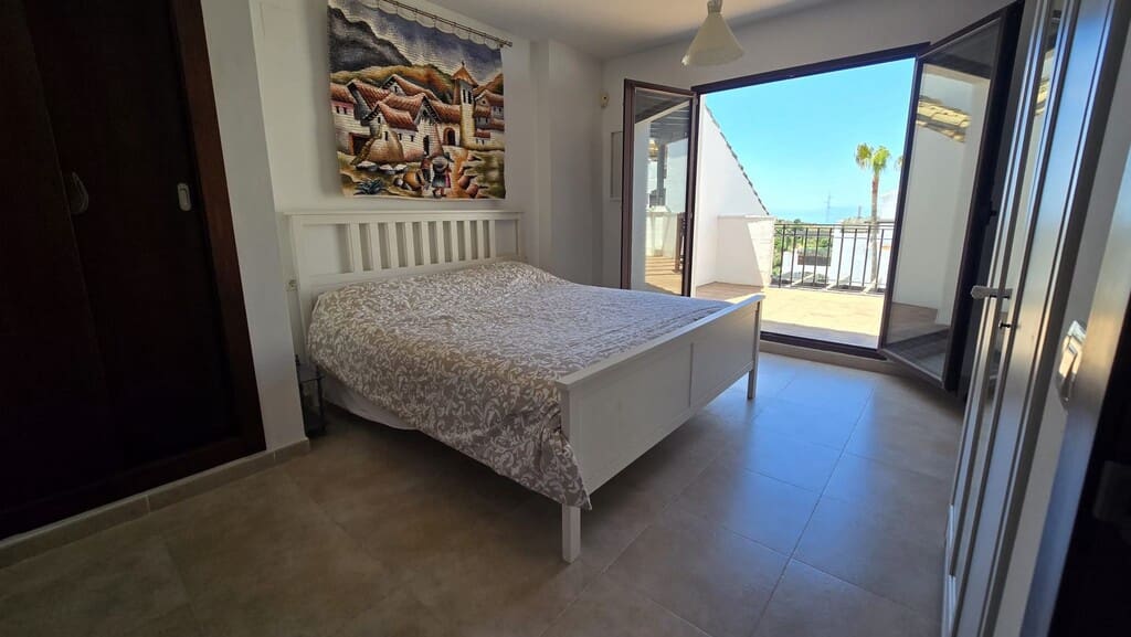 3 Zimmer Penthouse zu verkaufen in Los Monteros mit Pool Garage - 535.000 € (Ref: 9926874)