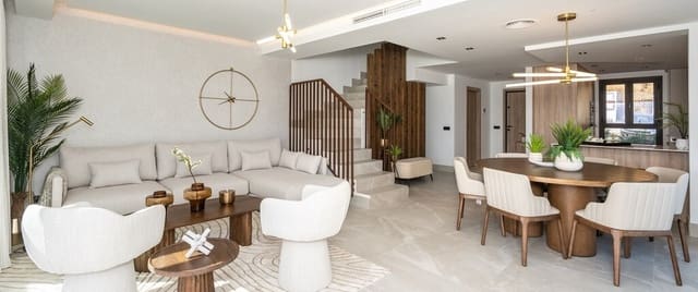 3 soverom Hus til salgs i La Cala de Mijas, Mijas med svømmebasseng garasje - € 650 000 (Ref: 9926880)