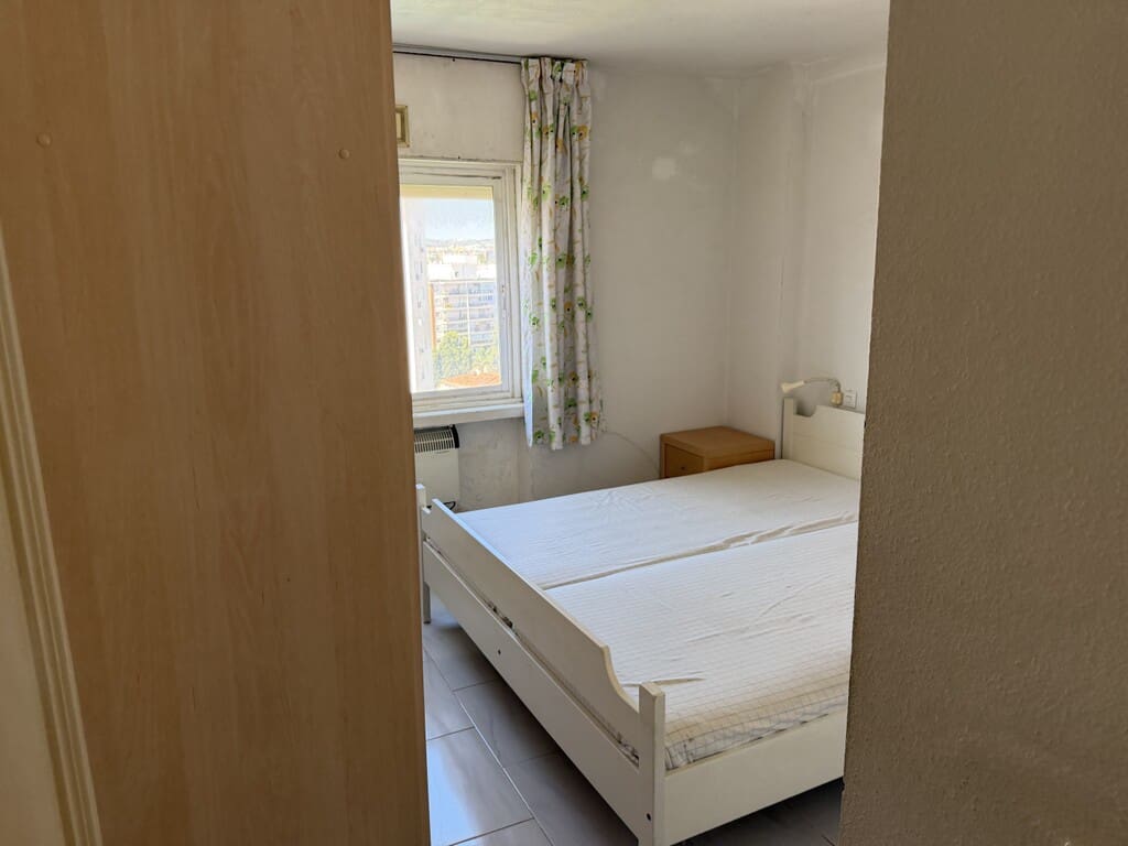 3 bedroom Flat for sale in Fuengirola with pool - € 310,000 (Ref: 9926883)
