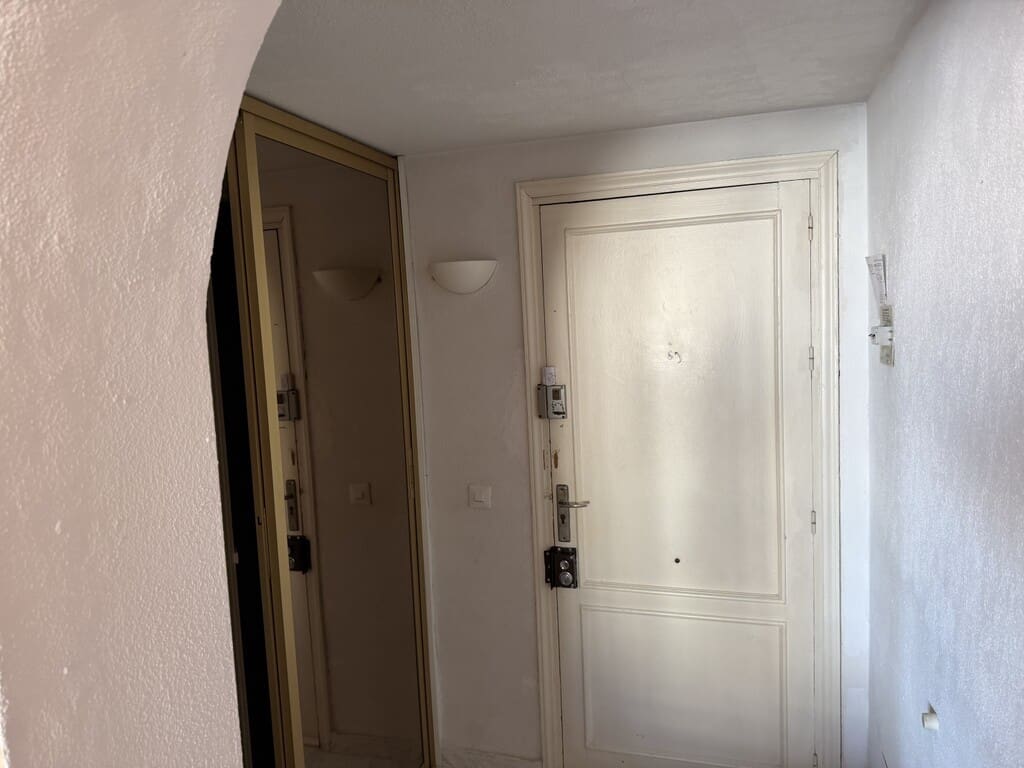 3 bedroom Flat for sale in Fuengirola with pool - € 310,000 (Ref: 9926883)