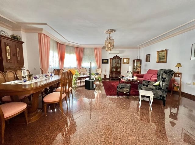5 Zimmer Villa zu verkaufen in Fuengirola mit Garage - 895.000 € (Ref: 9926884)