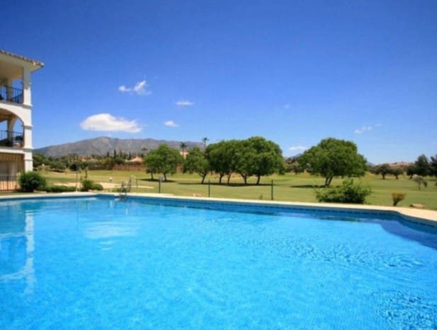 2 soverom Leilighet til salgs i Mijas Golf, Mijas med svømmebasseng garasje - € 295 000 (Ref: 9935718)
