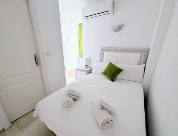 2 slaapkamer Penthouse te koop in Calahonda met zwembad garage - € 349.000 (Ref: 9935722)