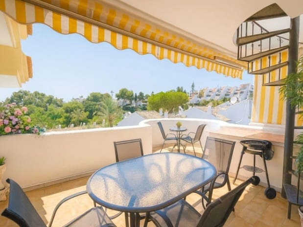 2 slaapkamer Penthouse te koop in Calahonda met zwembad garage - € 349.000 (Ref: 9935722)