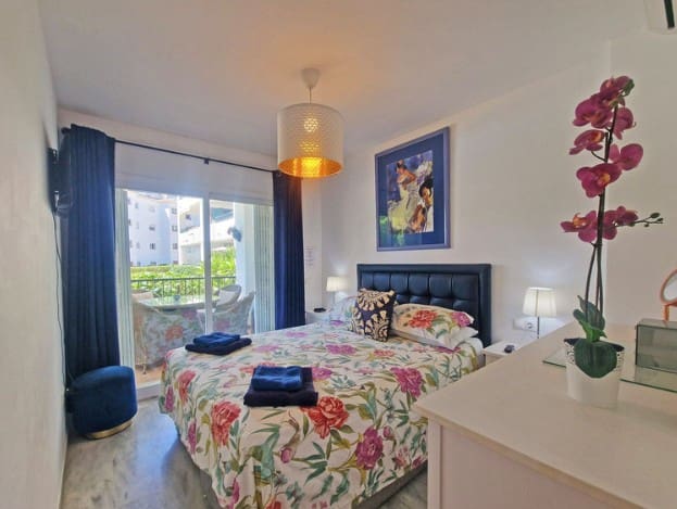 2 soveværelse Lejlighed til salg i Calahonda, Mijas med swimmingpool garage - € 335.000 (Ref: 9935723)