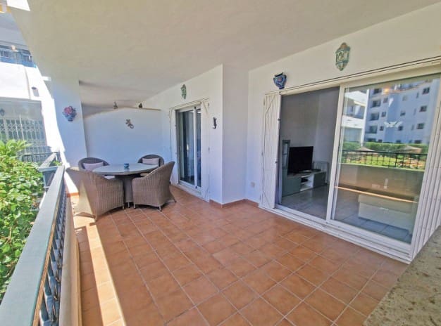 2 soveværelse Lejlighed til salg i Calahonda, Mijas med swimmingpool garage - € 335.000 (Ref: 9935723)