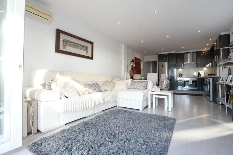 2 Zimmer Apartment zu verkaufen in Calahonda mit Pool Garage - 349.000 € (Ref: 9935724)
