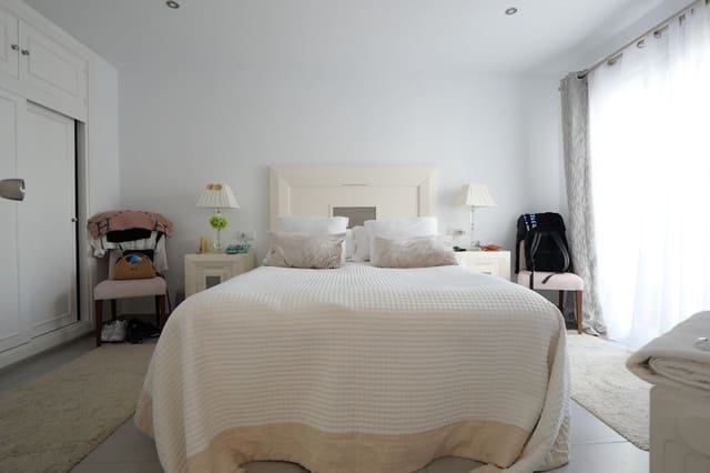 2 Zimmer Apartment zu verkaufen in Calahonda, Mijas mit Pool Garage - 349.000 € (Ref: 9935724)