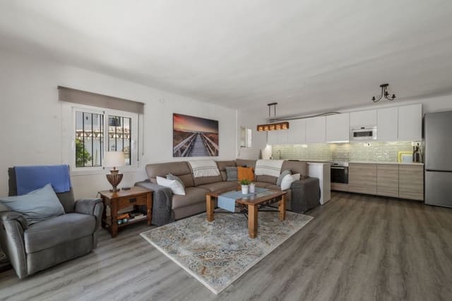 6 bedroom Villa for sale in La Cala de Mijas, Mijas with pool garage - € 1,795,000 (Ref: 9935727)