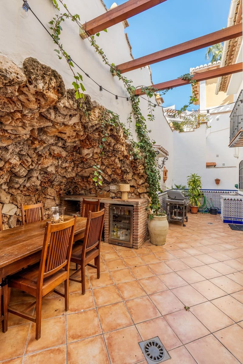 3 soveværelse Byhus til salg i Mijas Golf med swimmingpool - € 485.000 (Ref: 9935728)