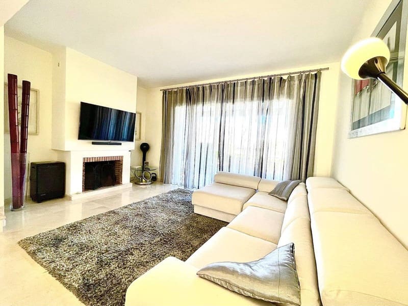 Casa de 3 habitaciones en La Cala de Mijas en venta con piscina garaje - 529.000 € (Ref: 9935729)