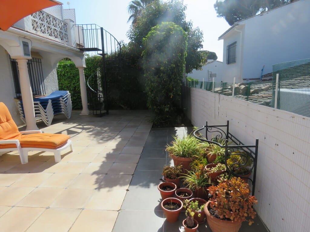 3 soveværelse Bungalow til salg i Mijas Costa med garage - € 349.000 (Ref: 9935734)