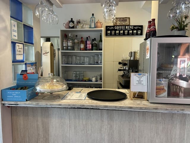 Restaurant/Bar for sale in Calahonda, Mijas - € 220,000 (Ref: 9935735)