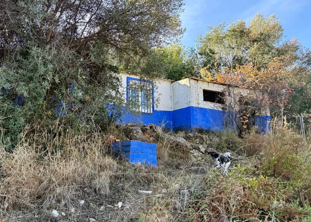3 sypialnia Finka/Dom wiejski na sprzedaż w Ojen z garażem - 480 000 € (Ref: 9935736)