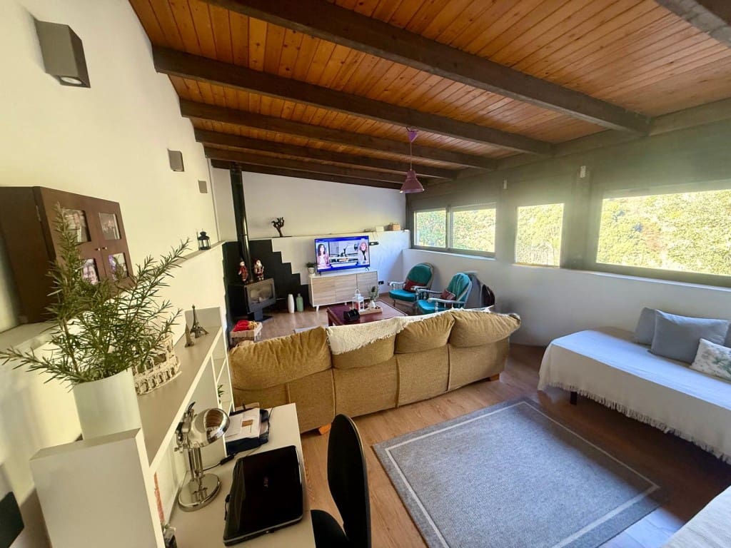 3 sypialnia Finka/Dom wiejski na sprzedaż w Ojen z garażem - 480 000 € (Ref: 9935736)