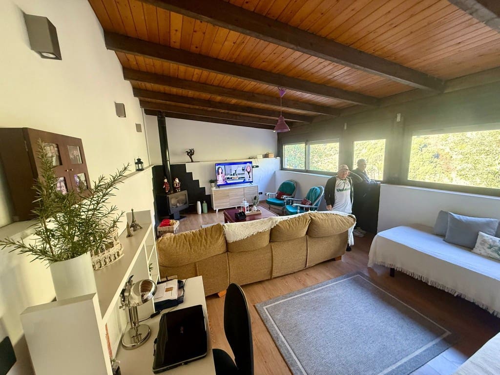 3 sypialnia Finka/Dom wiejski na sprzedaż w Ojen z garażem - 480 000 € (Ref: 9935736)