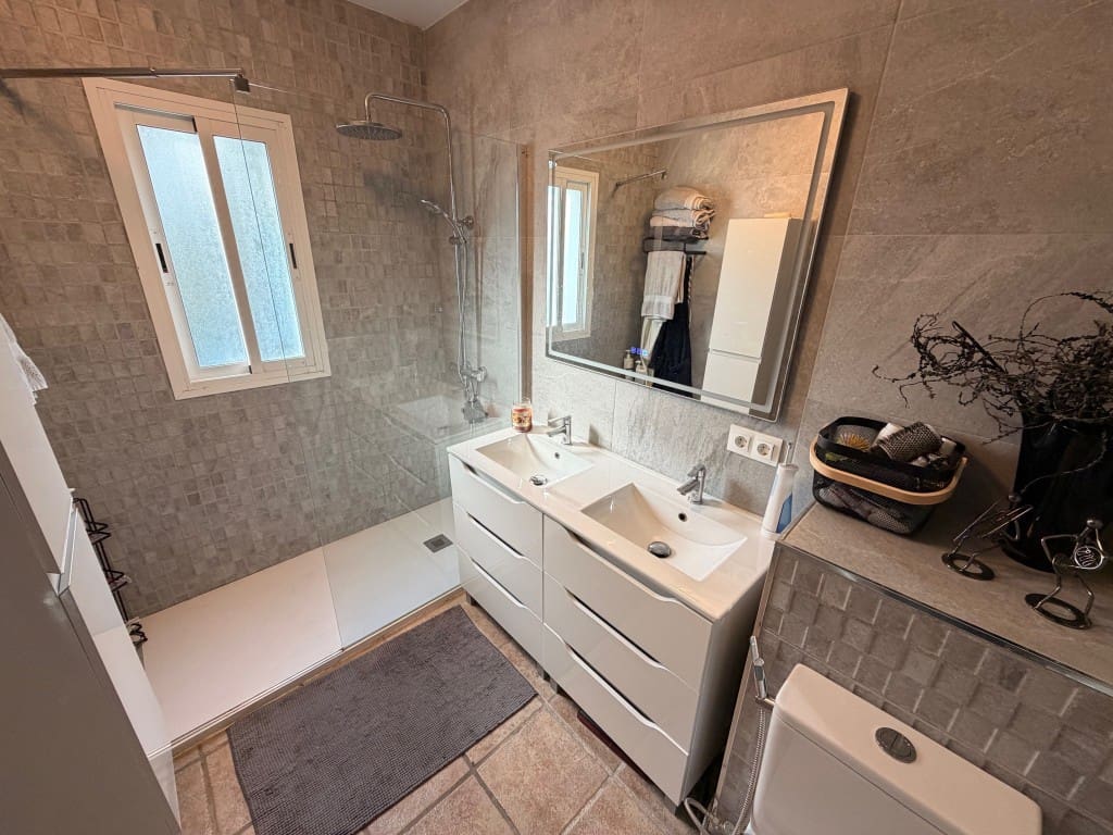 4 Zimmer Haus zu verkaufen in Mijas Costa mit Garage - 549.000 € (Ref: 9935738)