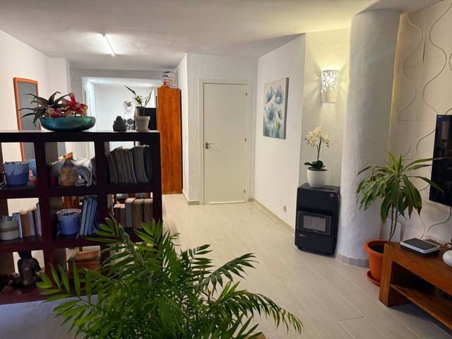 4 soveværelse Lejlighed til salg i Calahonda, Mijas med swimmingpool garage - € 419.500 (Ref: 9935739)