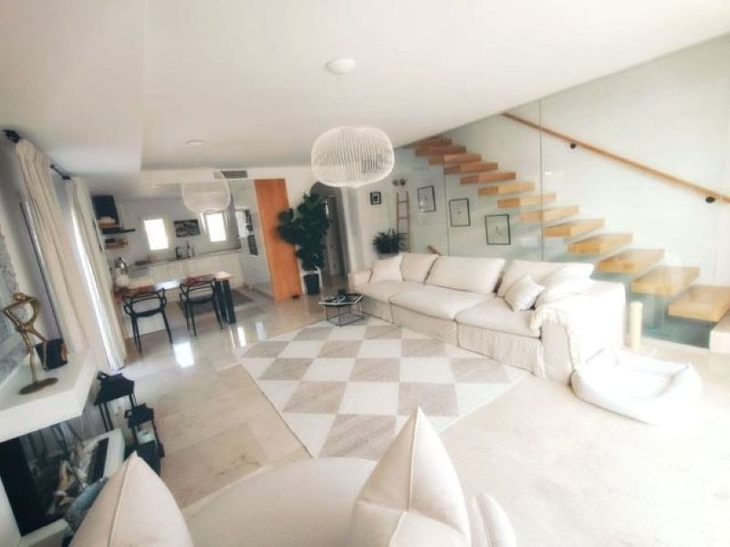 3 Zimmer Haus zu verkaufen in Calahonda mit Pool Garage - 850.000 € (Ref: 9935741)