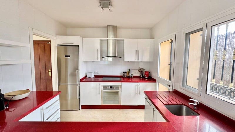 3 camera da letto Villa in vendita in Riviera del Sol con piscina garage - 730.000 € (Rif: 9935743)