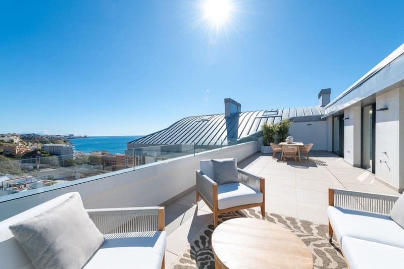 2 slaapkamer Penthouse te koop in Fuengirola met zwembad garage - € 849.000 (Ref: 9935744)