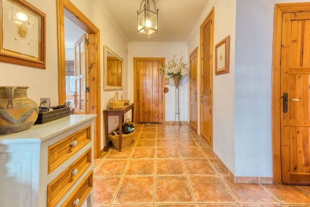 3 soveværelse Byhus til salg i Los Boliches , Fuengirola med garage - € 850.000 (Ref: 9935745)