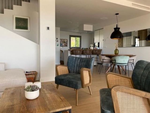 3 soveværelse Byhus til salg i El Higuerón, Fuengirola med swimmingpool garage - € 875.000 (Ref: 9935747)