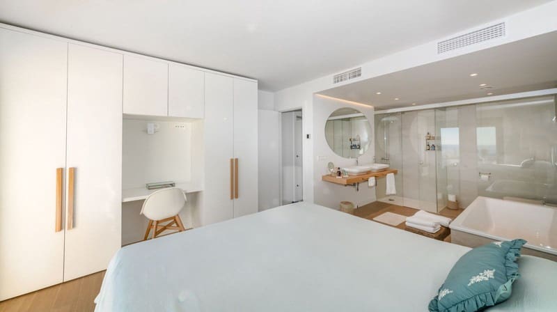3 soveværelse Byhus til salg i Fuengirola med swimmingpool garage - € 875.000 (Ref: 9935747)