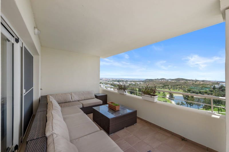 3 Zimmer Penthouse zu verkaufen in Mijas Costa mit Pool Garage - 925.000 € (Ref: 9935749)