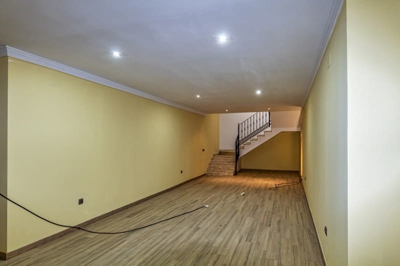 4 chambre Villa/Maison à vendre à La Cala de Mijas avec piscine garage - 1 350 000 € (Ref: 9935757)