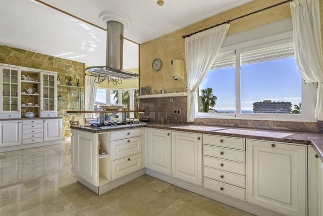 7 soveværelse Villa til salg i Torrequebrada, Benalmádena med swimmingpool garage - € 2.195.000 (Ref: 9935758)