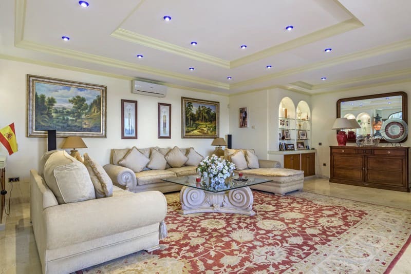 7 soveværelse Villa til salg i Torrequebrada med swimmingpool garage - € 2.195.000 (Ref: 9935758)