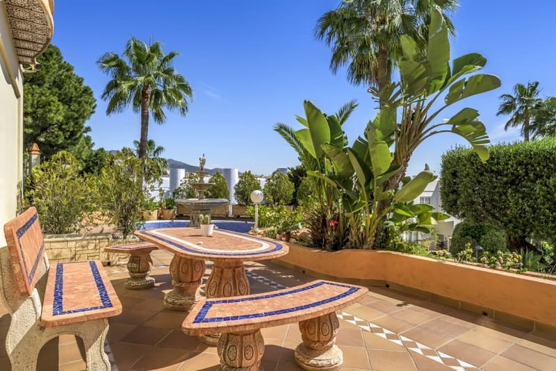 7 soveværelse Villa til salg i Torrequebrada med swimmingpool garage - € 2.195.000 (Ref: 9935758)
