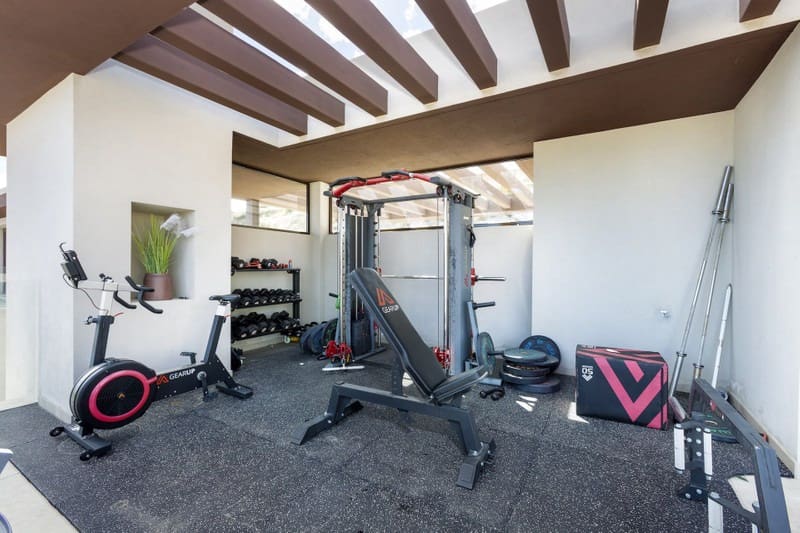 5 Zimmer Villa zu verkaufen in Benahavis mit Pool Garage - 2.800.000 € (Ref: 9935764)
