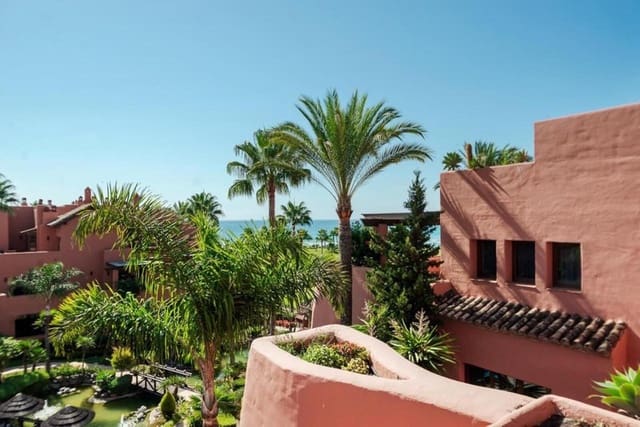 3 soveværelse Penthouse til salg i Guadalmansa, Estepona med swimmingpool garage - € 2.250.000 (Ref: 9935765)