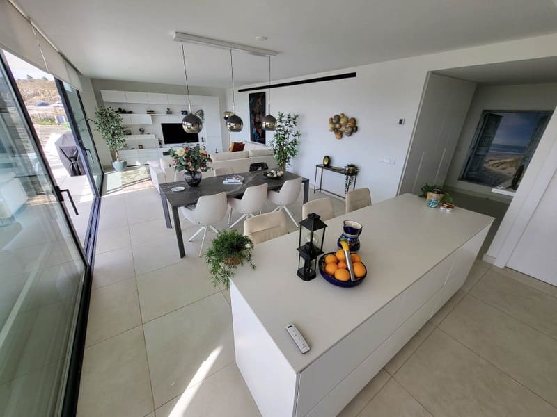 3 soveværelse Lejlighed til salg i Fuengirola med swimmingpool garage - € 795.000 (Ref: 9935766)