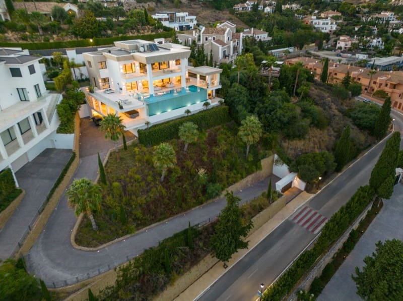 7 soveværelse Villa til salg i El Paraiso med swimmingpool garage - € 6.950.000 (Ref: 9935768)
