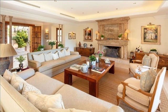6 soveværelse Villa til salg i Golden Mile, Marbella med swimmingpool - € 8.900.000 (Ref: 9935769)