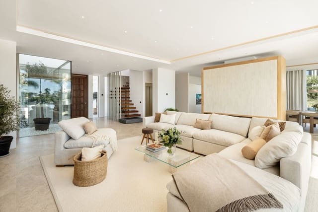 6 soverom Villa til salgs i Nueva Andalucia, Marbella med svømmebasseng garasje - € 10 950 000 (Ref: 9935770)