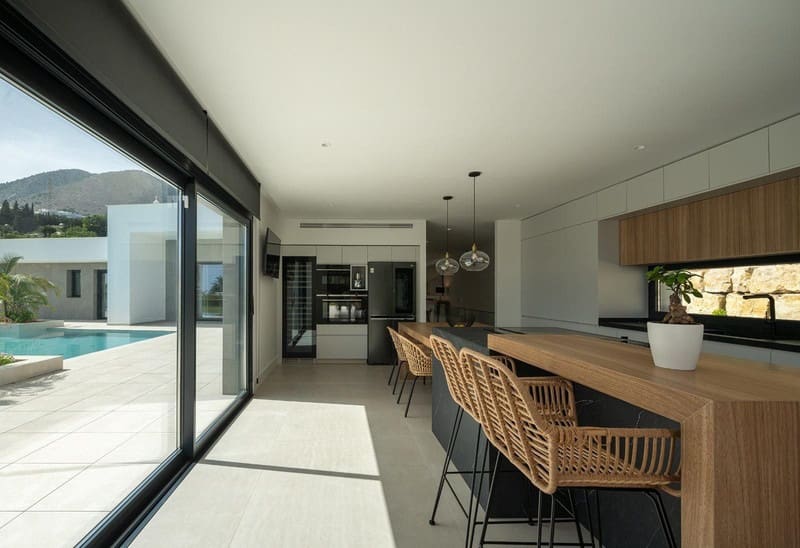 5 soveværelse Villa til salg i Benalmadena Costa med swimmingpool garage - € 4.500.000 (Ref: 9935774)