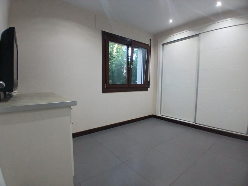 4 sypialnia Willa na sprzedaż w Fuengirola z garażem - 790 000 € (Ref: 9935781)