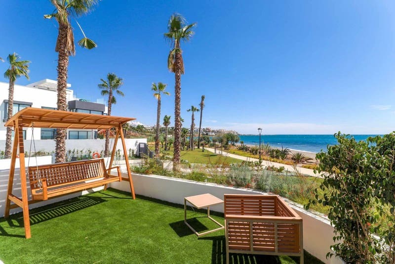 3 bedroom Townhouse for sale in New Golden Mile with pool - € 2,500,000 (Ref: 9935783)