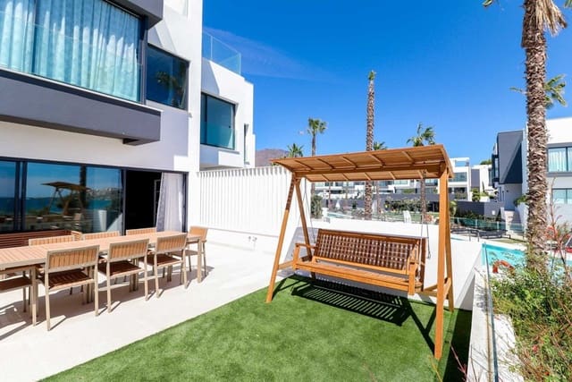 3 soverom Hus til salgs i New Golden Mile, Estepona med svømmebasseng - € 2 500 000 (Ref: 9935783)