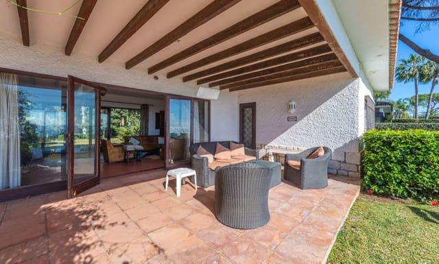5 soveværelse Villa til salg i New Golden Mile, Estepona med swimmingpool - € 3.500.000 (Ref: 9935784)