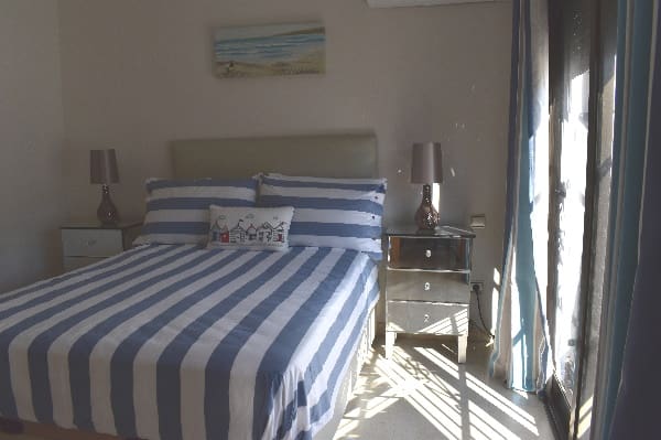 4 slaapkamer Huis te koop in Calahonda met zwembad - € 475.000 (Ref: 9935785)
