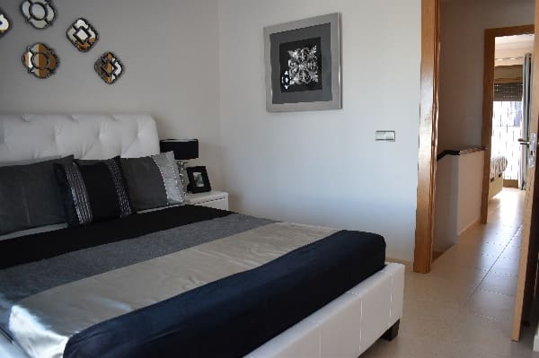 4 slaapkamer Huis te koop in Calahonda met zwembad - € 475.000 (Ref: 9935785)