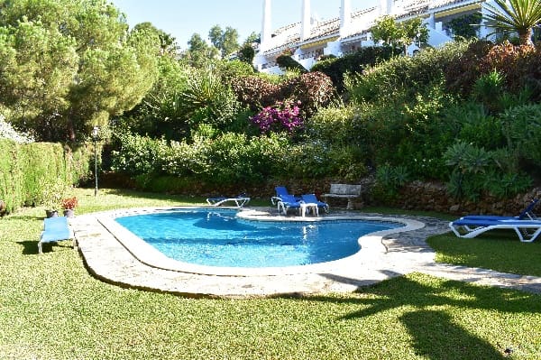 4 slaapkamer Huis te koop in Calahonda met zwembad - € 475.000 (Ref: 9935785)