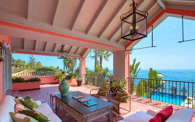5 bedroom Villa for sale in New Golden Mile, Estepona with pool garage - € 14,000,000 (Ref: 9935787)